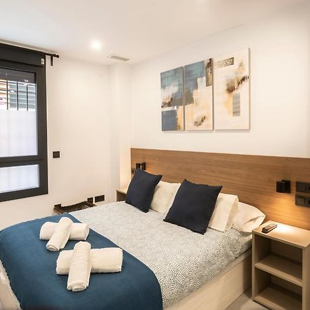 Apartamentos Bajeles Sevilla Urban Ngoại thất bức ảnh
