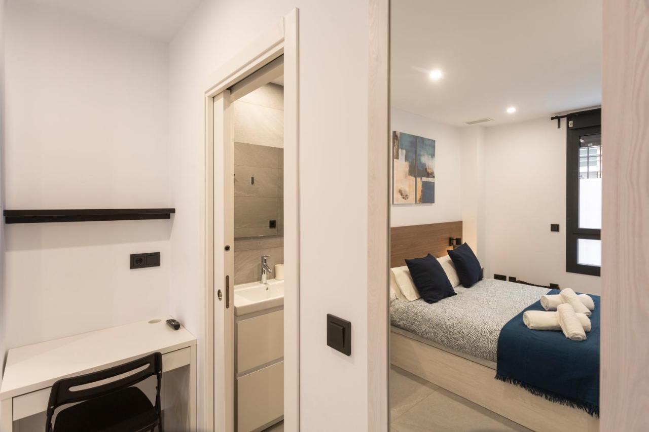 Apartamentos Bajeles Sevilla Urban Ngoại thất bức ảnh