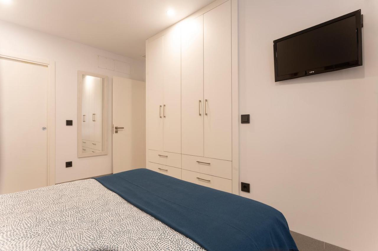 Apartamentos Bajeles Sevilla Urban Ngoại thất bức ảnh