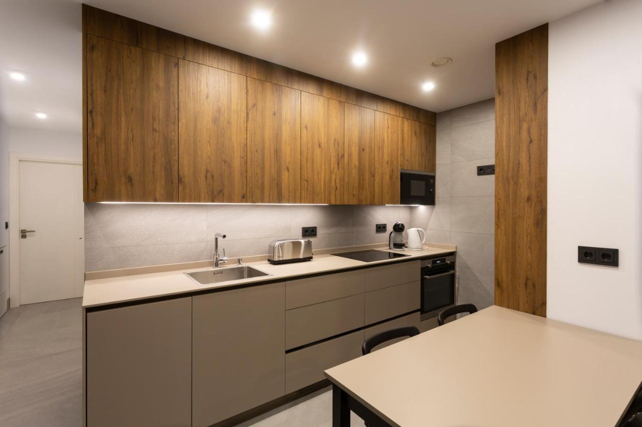 Apartamentos Bajeles Sevilla Urban Ngoại thất bức ảnh