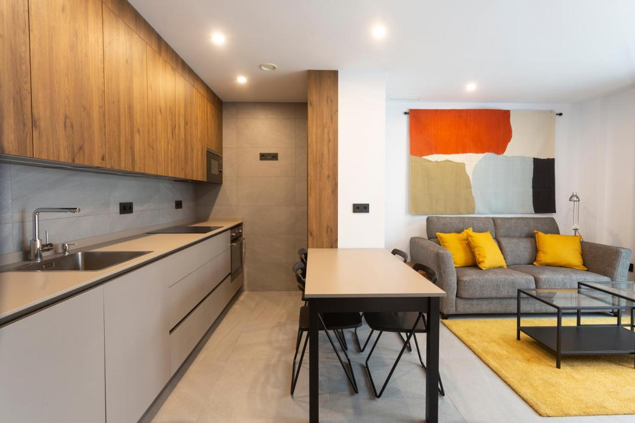Apartamentos Bajeles Sevilla Urban Ngoại thất bức ảnh