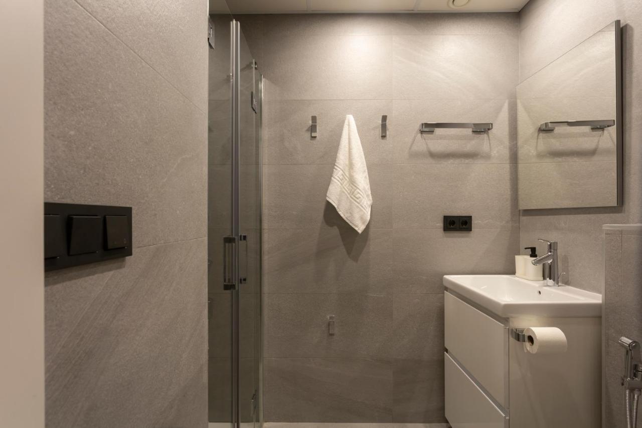 Apartamentos Bajeles Sevilla Urban Ngoại thất bức ảnh