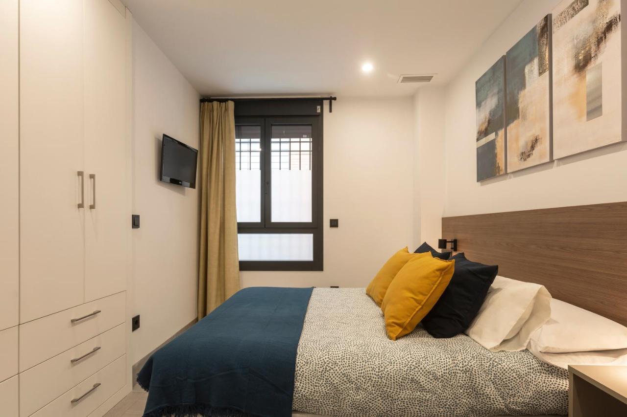 Apartamentos Bajeles Sevilla Urban Ngoại thất bức ảnh