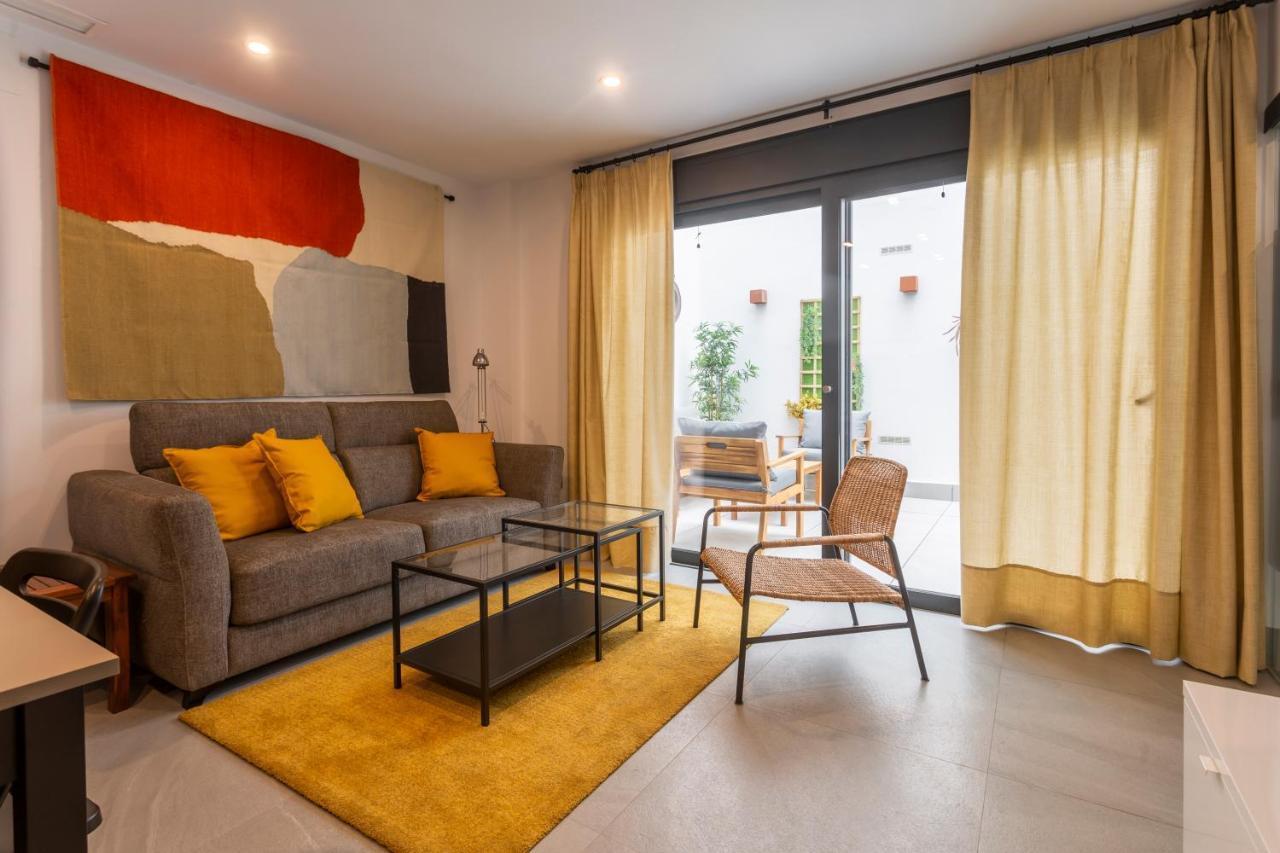 Apartamentos Bajeles Sevilla Urban Ngoại thất bức ảnh