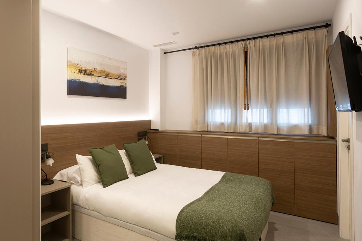 Apartamentos Bajeles Sevilla Urban Ngoại thất bức ảnh