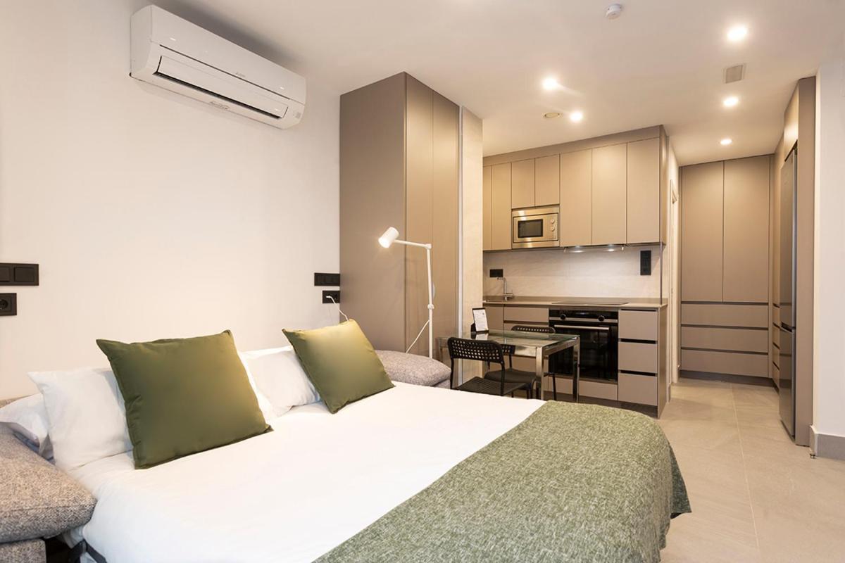 Apartamentos Bajeles Sevilla Urban Ngoại thất bức ảnh