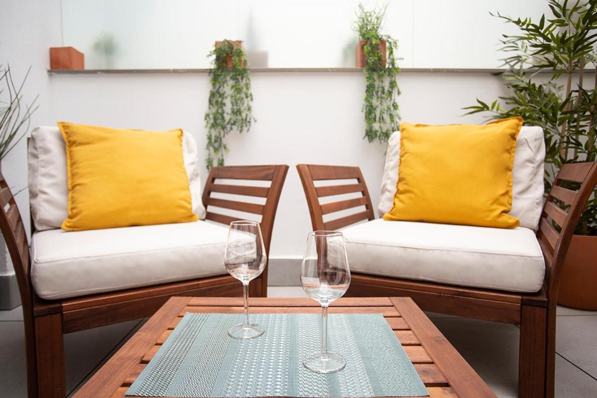 Apartamentos Bajeles Sevilla Urban Ngoại thất bức ảnh