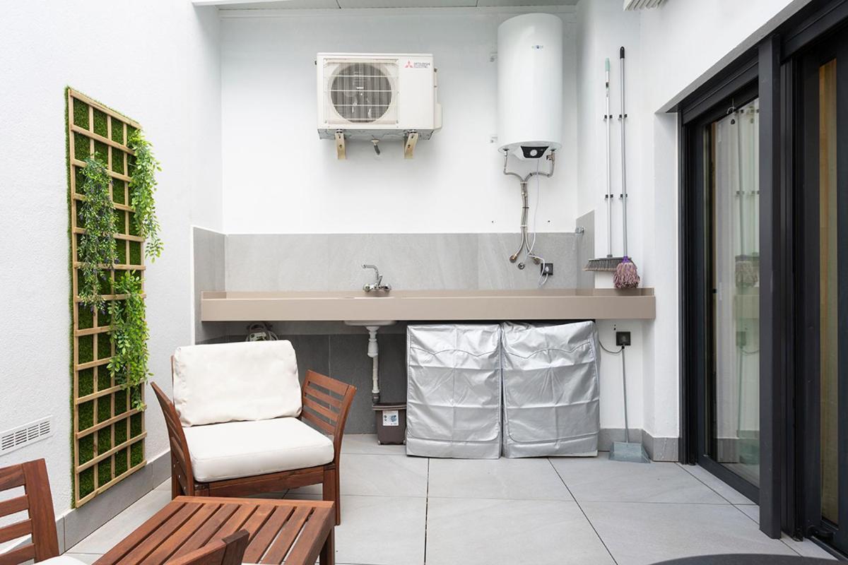 Apartamentos Bajeles Sevilla Urban Ngoại thất bức ảnh